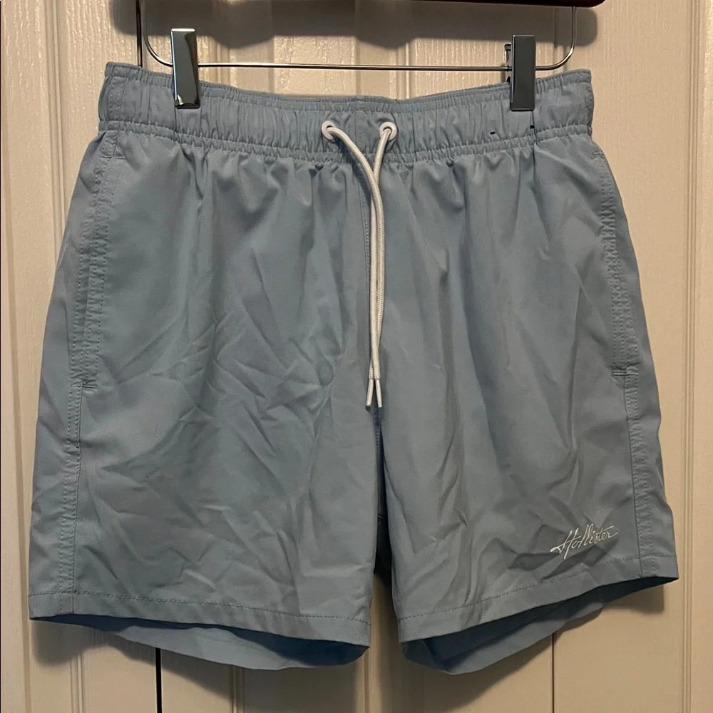 Hollister men’s swim trunks in powder blue! Size small. Like new!!5 inch inseam - Picture 1 of 4